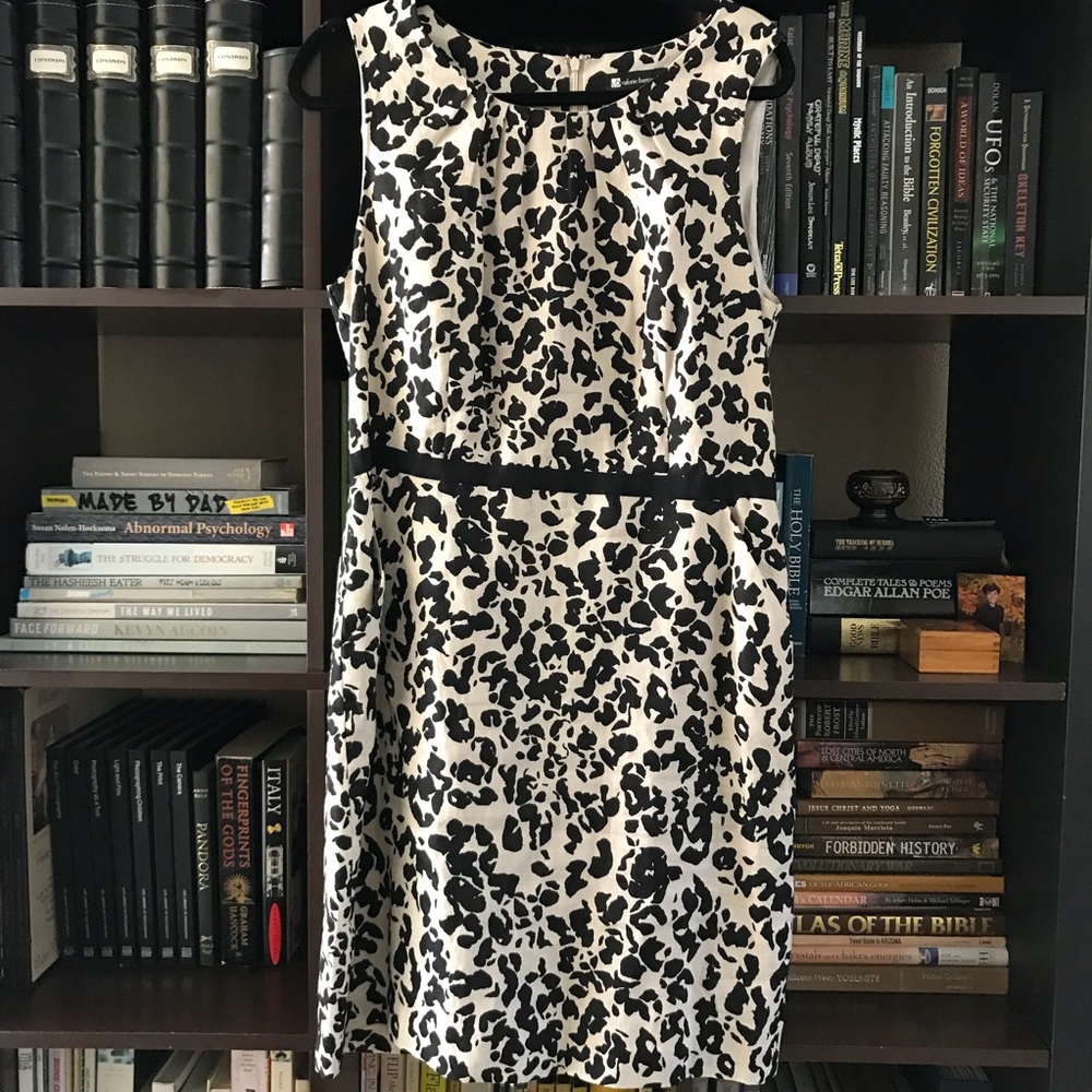 NWOT Valerie Bertinelli Linen Sheath Dress